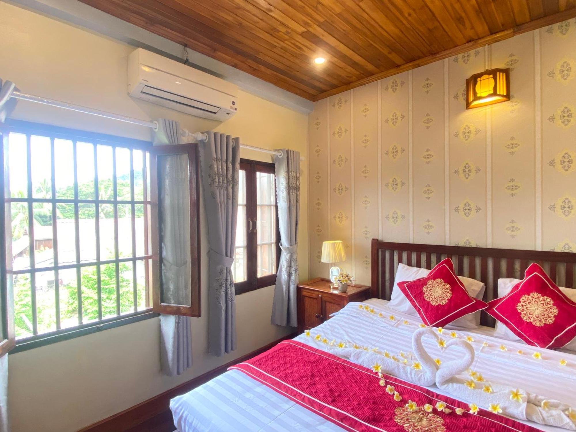 Golden Sun Boutique Hotel Λουάνγκ Πραμπάνγκ Εξωτερικό φωτογραφία