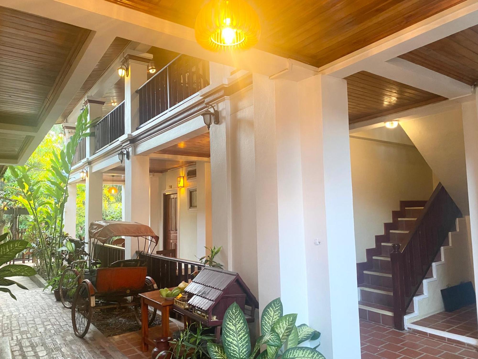 Golden Sun Boutique Hotel Λουάνγκ Πραμπάνγκ Εξωτερικό φωτογραφία
