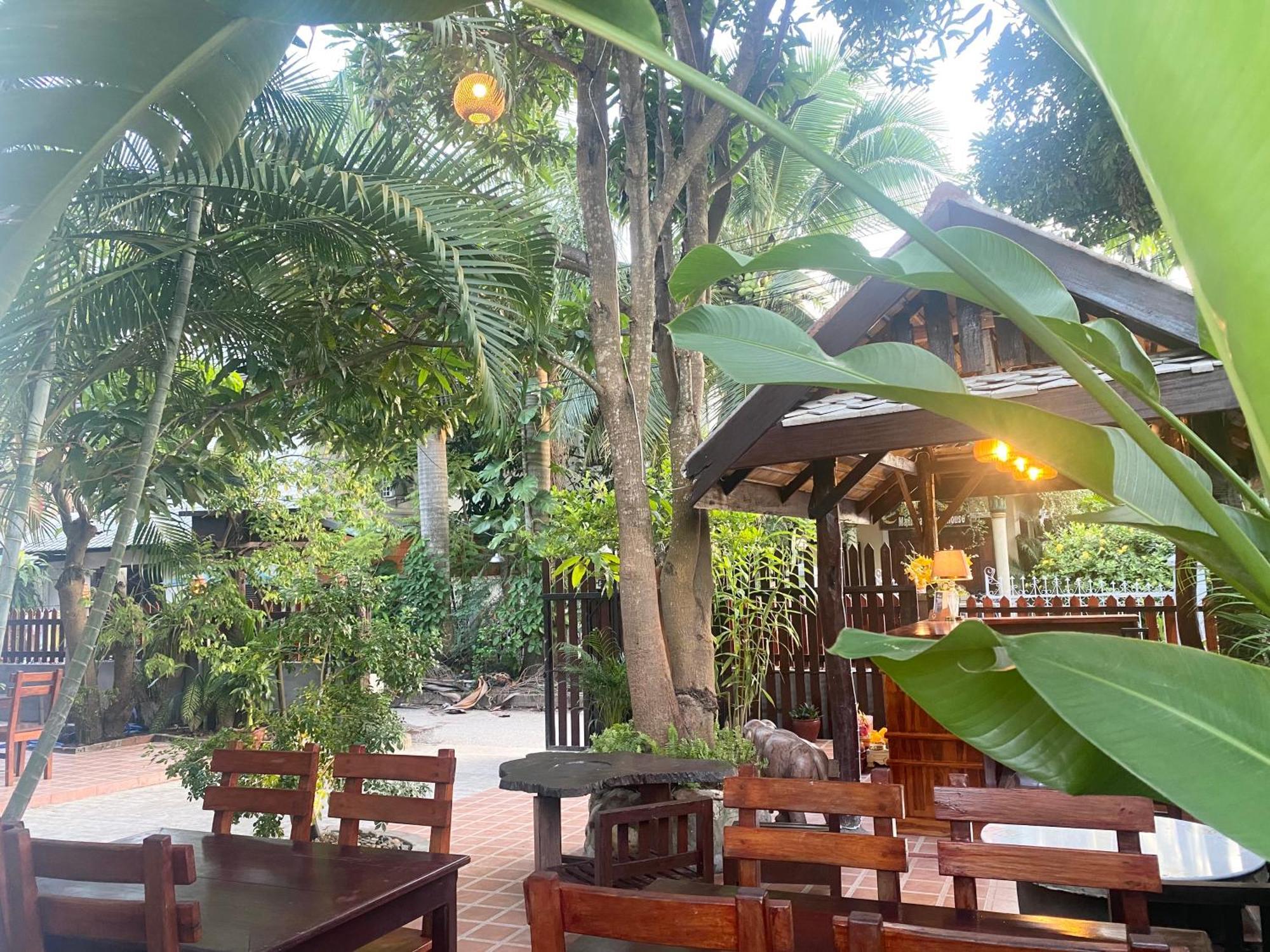 Golden Sun Boutique Hotel Λουάνγκ Πραμπάνγκ Εξωτερικό φωτογραφία