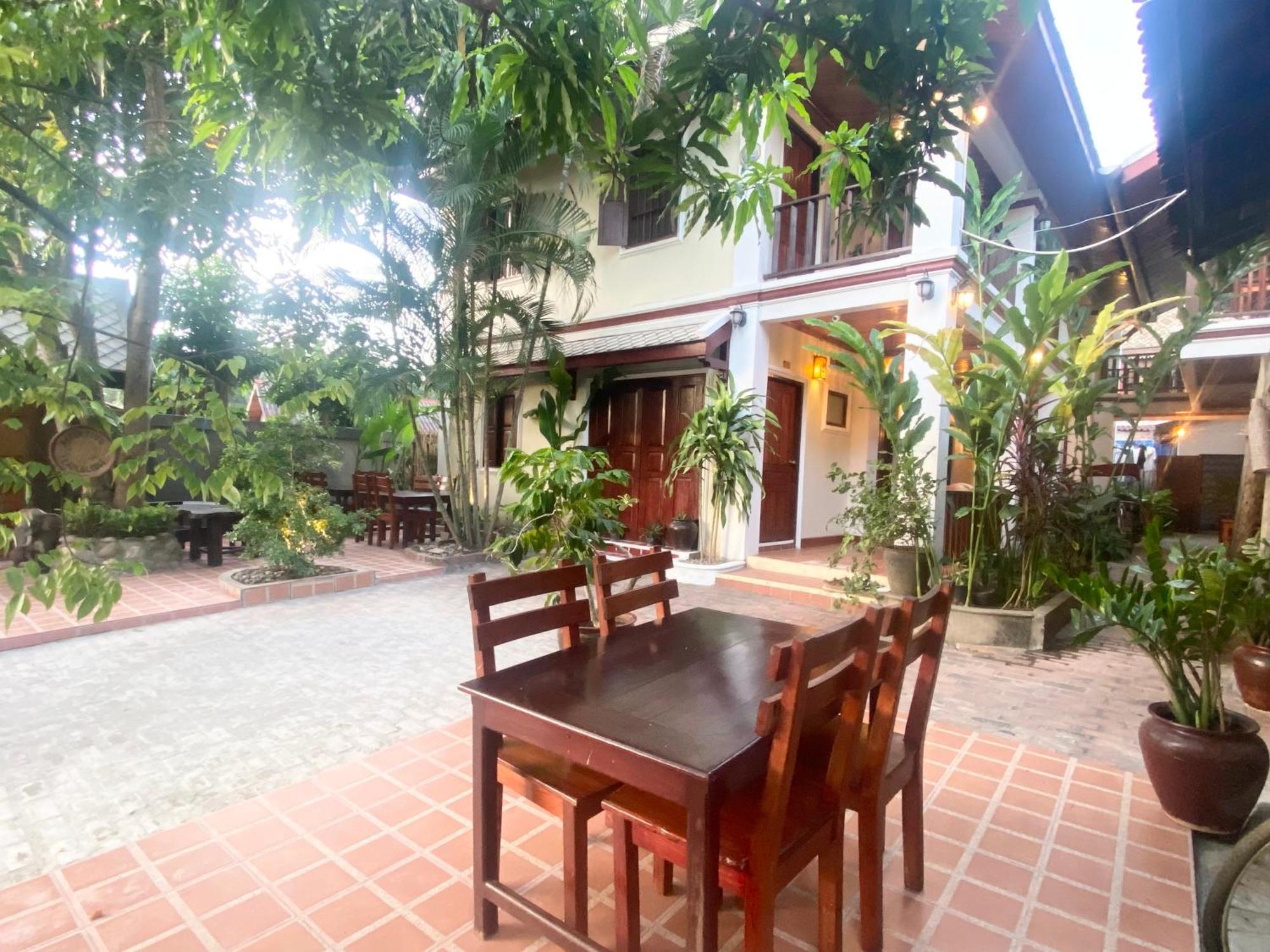 Golden Sun Boutique Hotel Λουάνγκ Πραμπάνγκ Εξωτερικό φωτογραφία