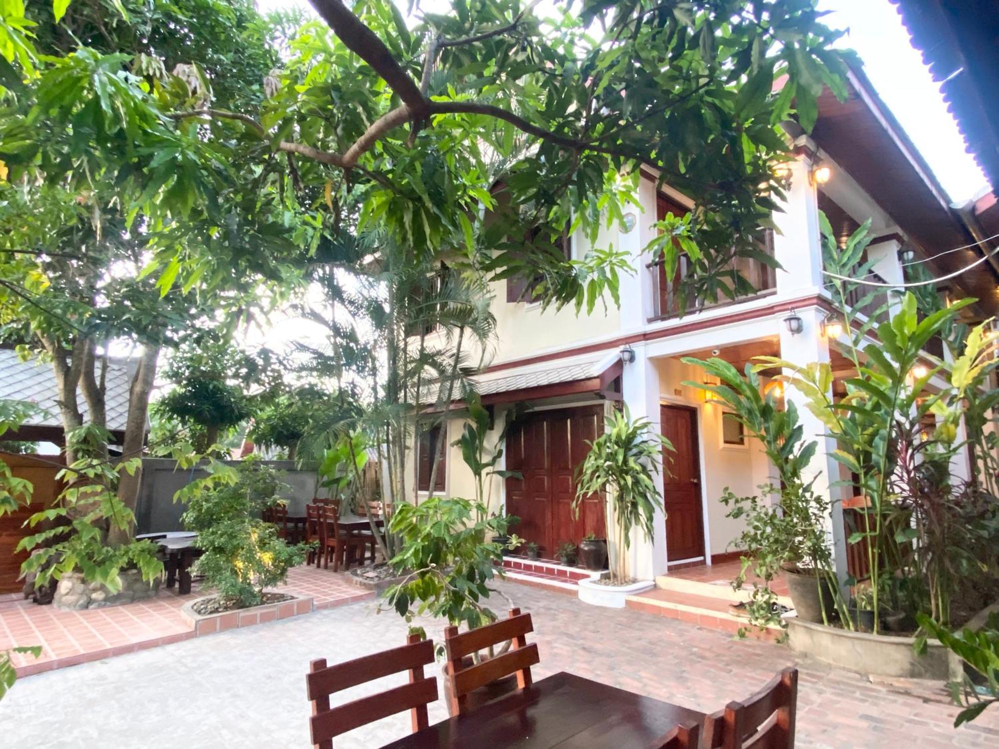 Golden Sun Boutique Hotel Λουάνγκ Πραμπάνγκ Εξωτερικό φωτογραφία